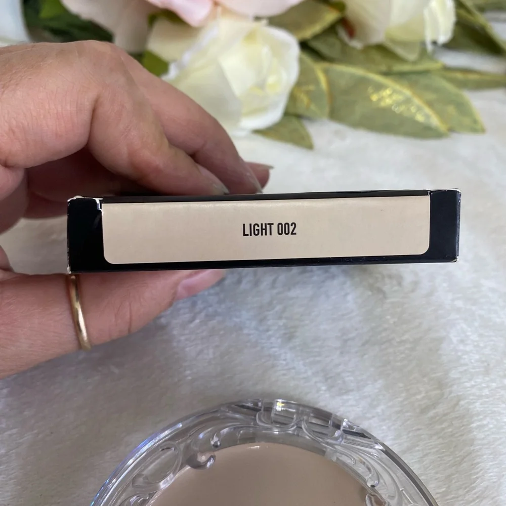 Good Apple Skin-Perfecting Foundation Balm - Cream COLOR LIGHT 002
